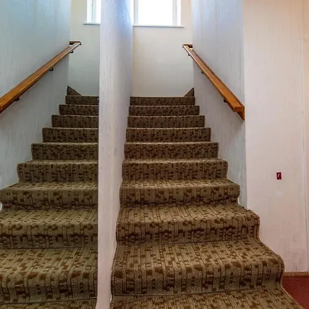 Kotedzai Zilvinelis * パランガ