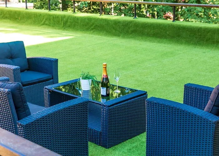 Kotedzai Zilvinelis * פלאנגה